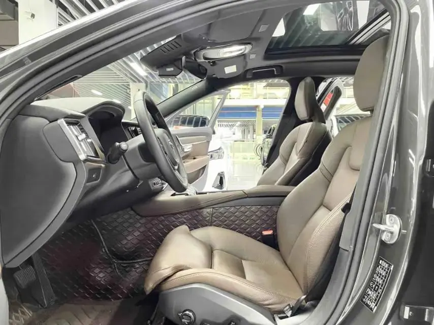 Volvo S90 2023 B5 Zhiyuan Deluxe Edition 7