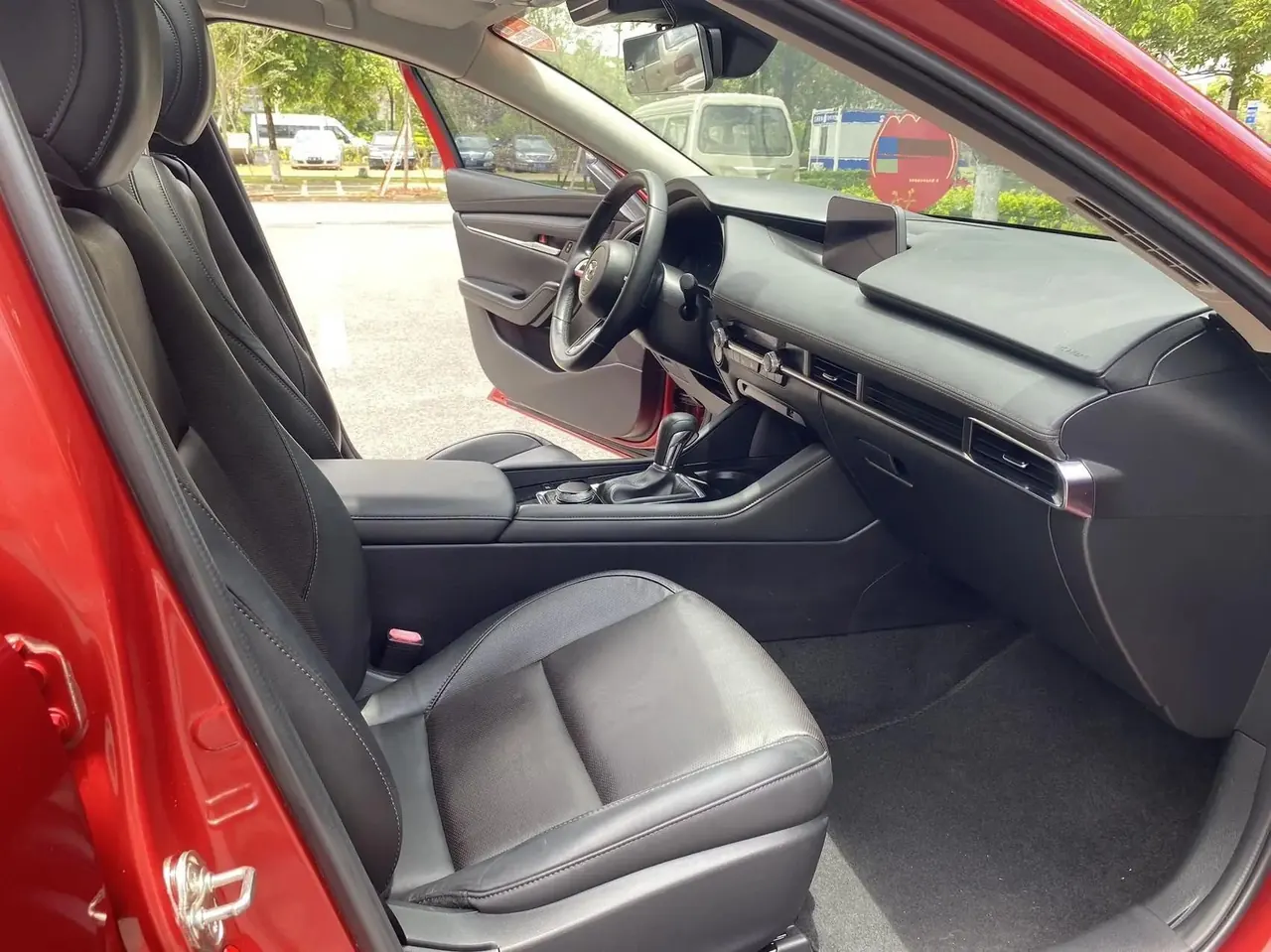 Mazda 3 Onksera 2020 2.0L Automatic Quality Elegant Edition 5