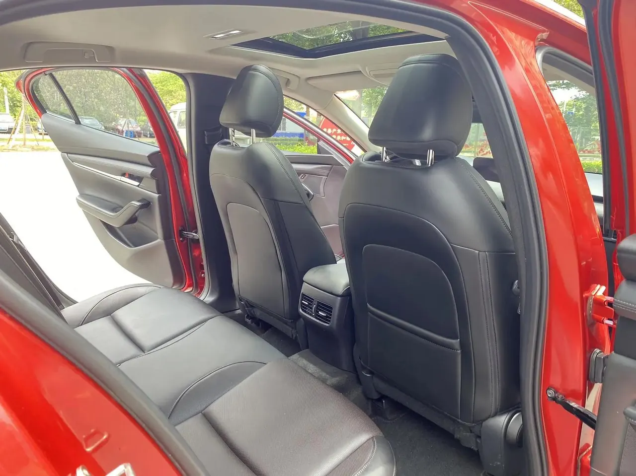 Mazda 3 Onksera 2020 2.0L Automatic Quality Elegant Edition 6