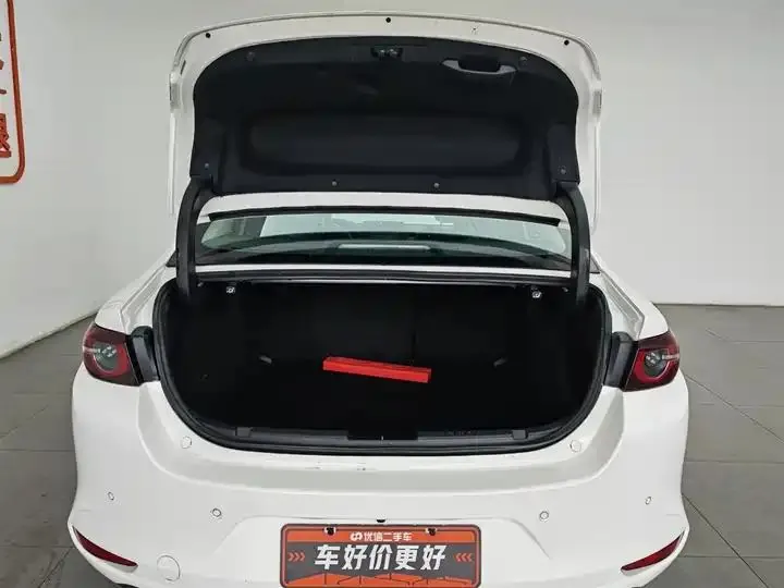 Mazda3 Axela 2021 2.0L Automatic Elegant Edition 16