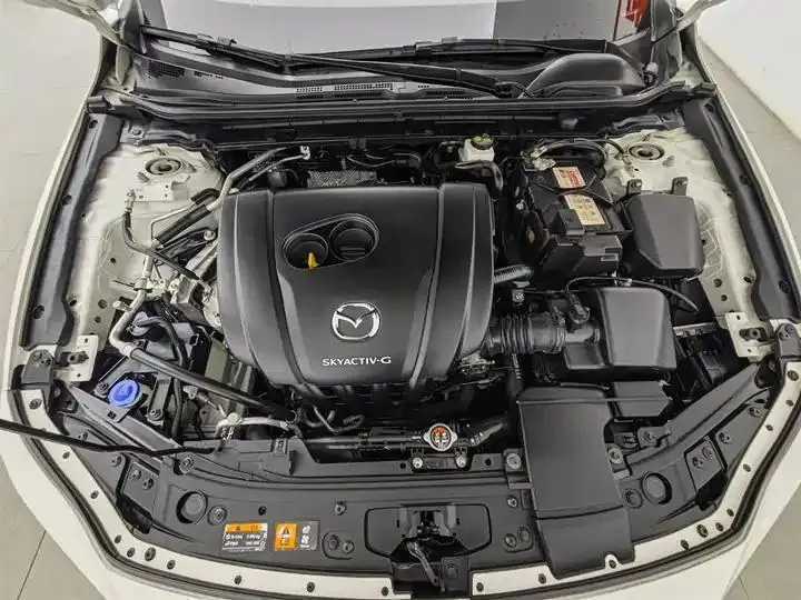 Mazda3 Axela 2021 2.0L Automatic Elegant Edition 6