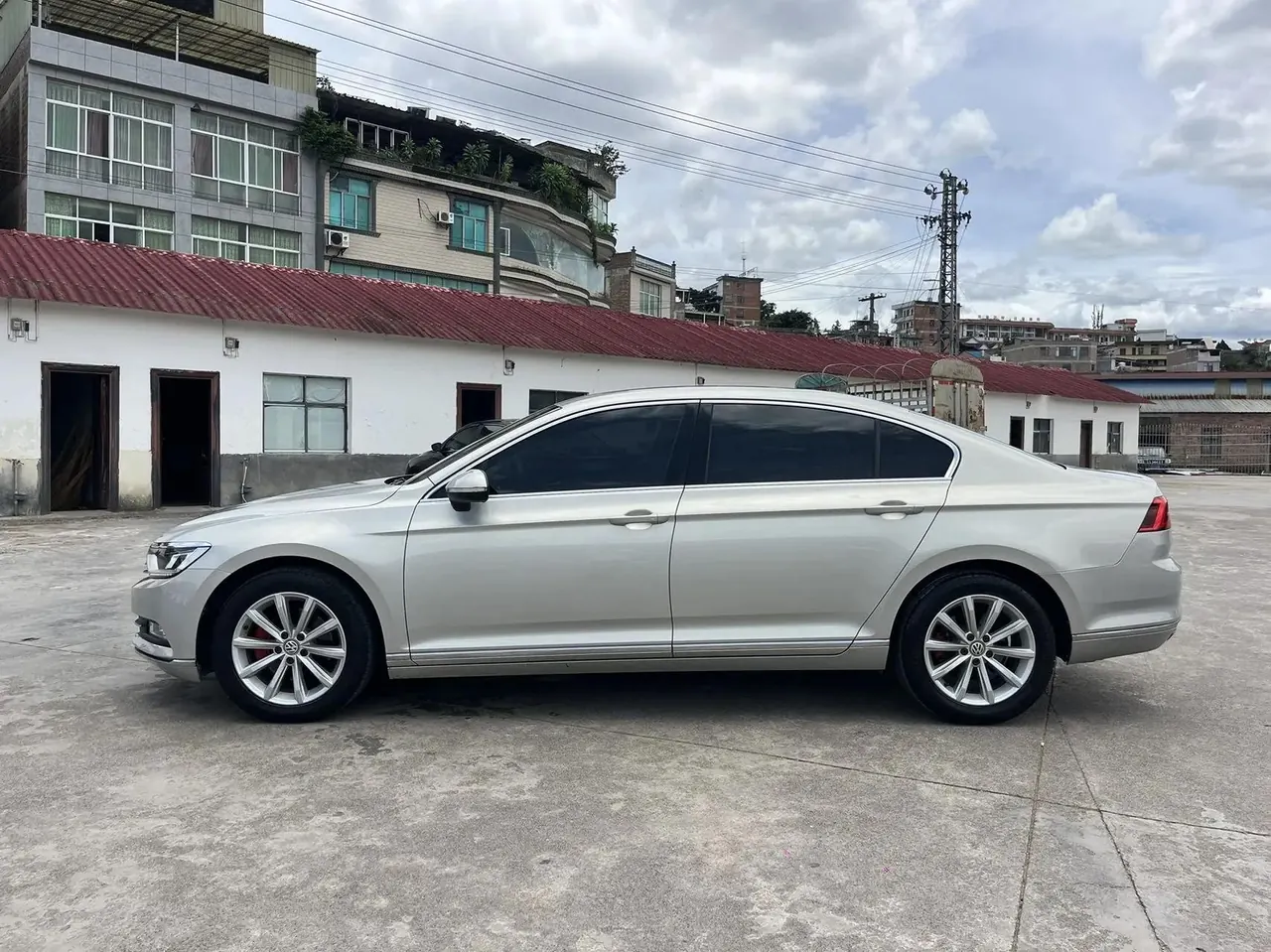 Magotan 2019, 330TSI DSG Leading Edition, China V Emission Standard 4