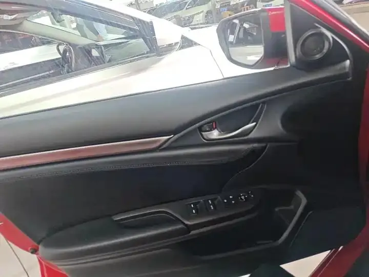 Civic 2021 HATCHBACK 220TURBO CVT New Sharp Control 18