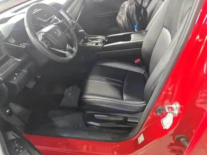 Civic 2021 HATCHBACK 220TURBO CVT New Sharp Control 8