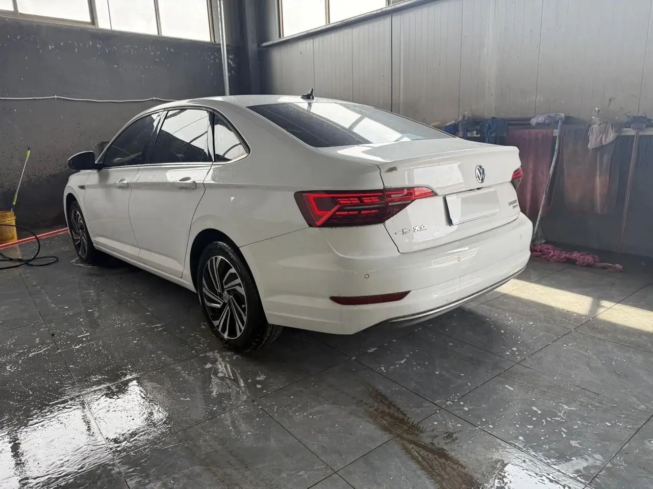 Volkswagen 2024 Sagitar 1.5TSI 300TSI Exceed Version Automatic 3