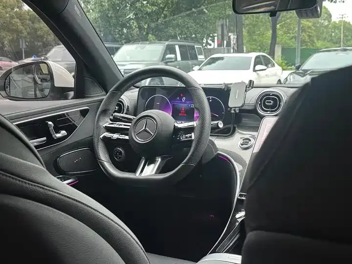 Mercedes Benz Class C 2022 C 260 L Sports Edition 13