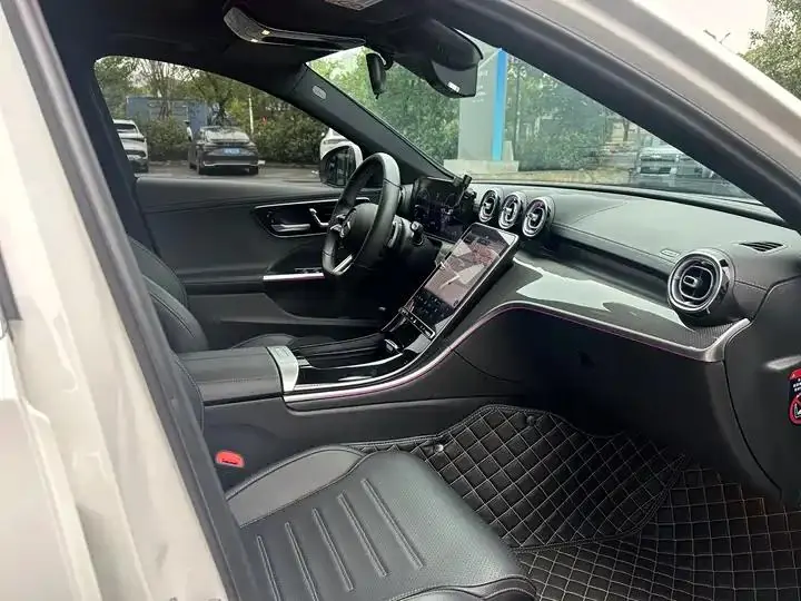 Mercedes Benz Class C 2022 C 260 L Sports Edition 17