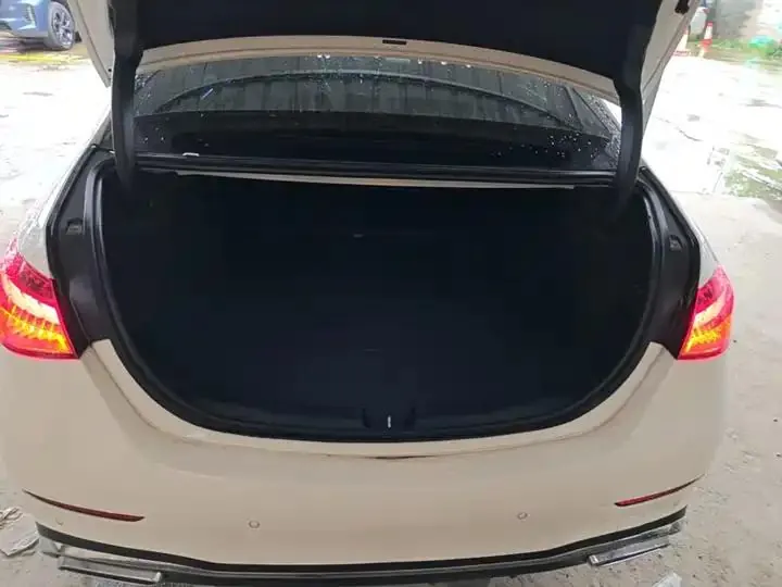 Mercedes Benz Class C 2024 C 200 L Sports Edition 19