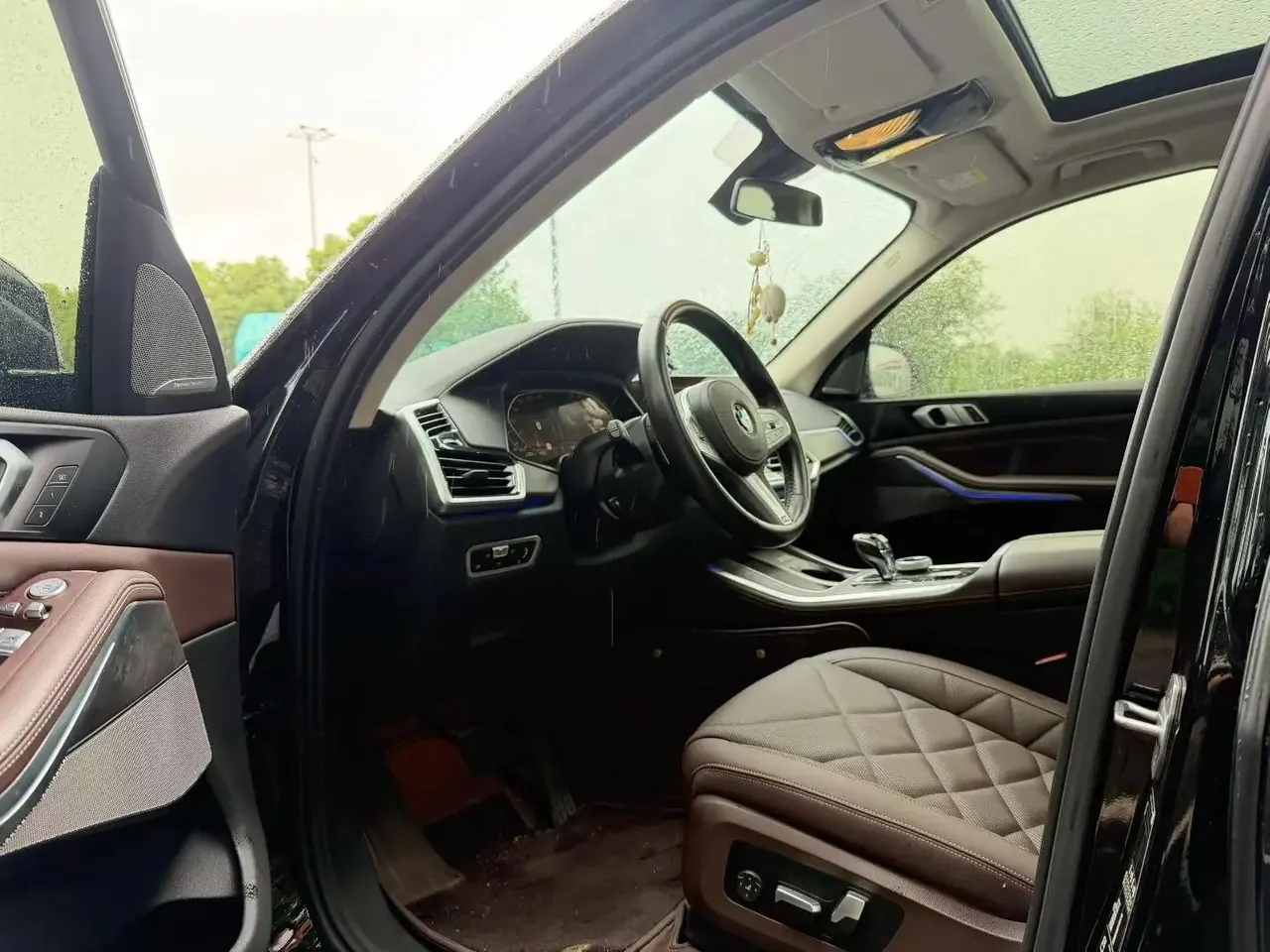 BMW X5 2022 xDrive 30Li exclusive m sports suit 3