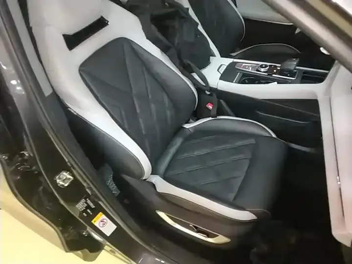 ChangAn CS75 PLUS 2023 3rd Generation 1.5T Auto Honor Model 20