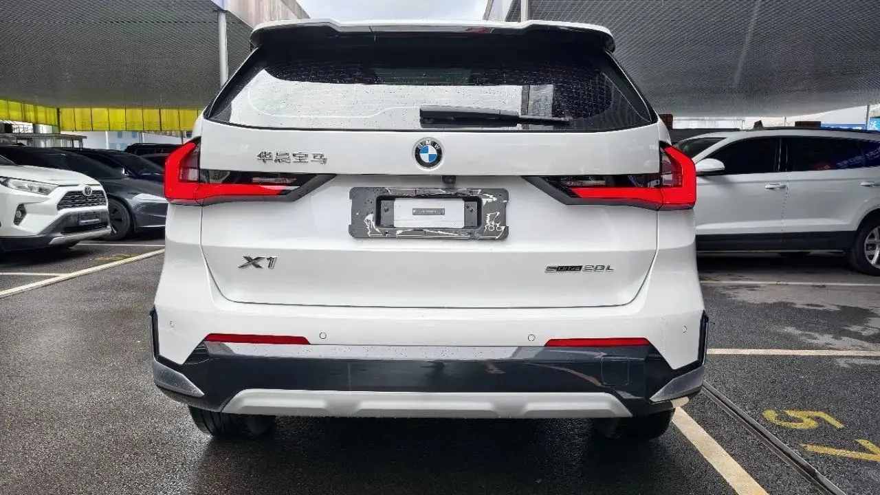 BMW 2023 X1 sDrive20Li 1.5T, Design Package, Automatic Transmission 8