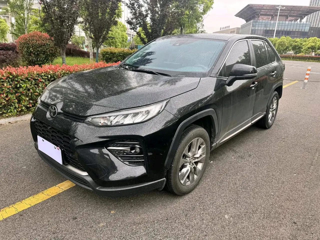 Willanda 2022 2.0L CVT 4WD Luxury PLUS Edition - View 1