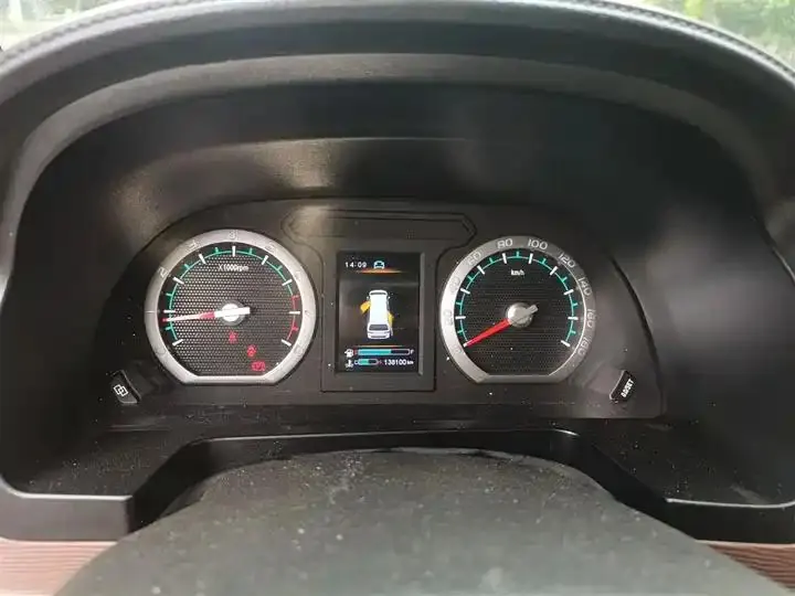 Lingzhi 2020 M5L 1.6L Luxury 7-seat 7