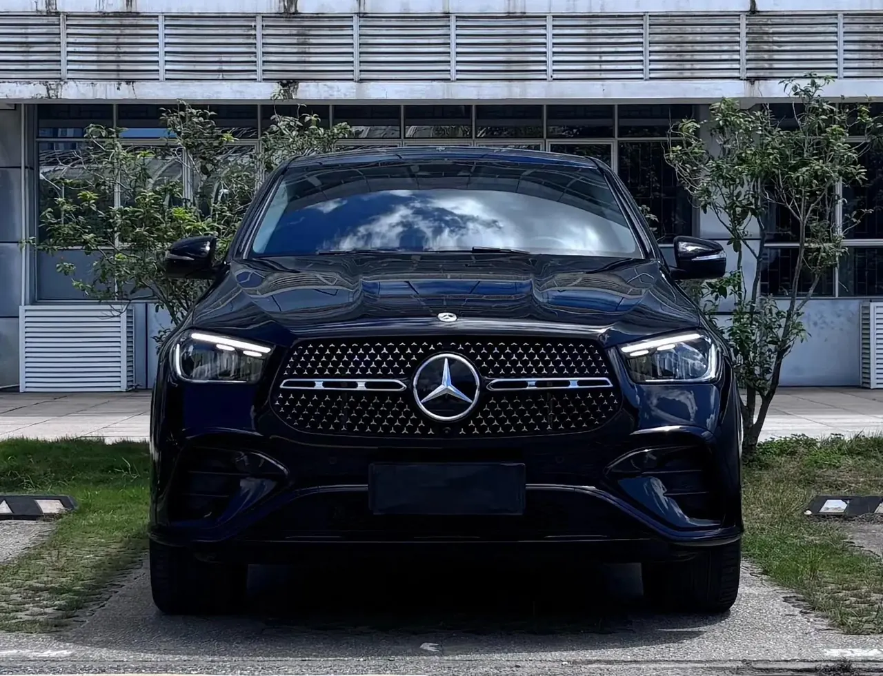 Mercedes Benz GLE (Imported) 2024 GLE 350 Coupe 4MATIC 48V 2.0T Luxury Automatic Gear 2