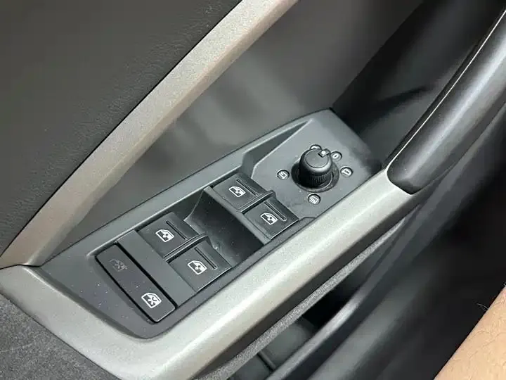 Audi Q3 2022 model 35 TFSI Fashion Dynamic Edition 10