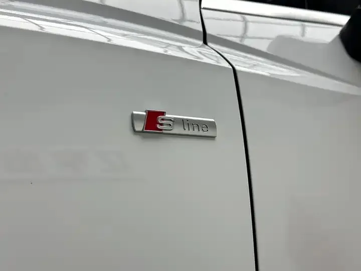 Audi Q3 2022 model 35 TFSI Fashion Dynamic Edition 14