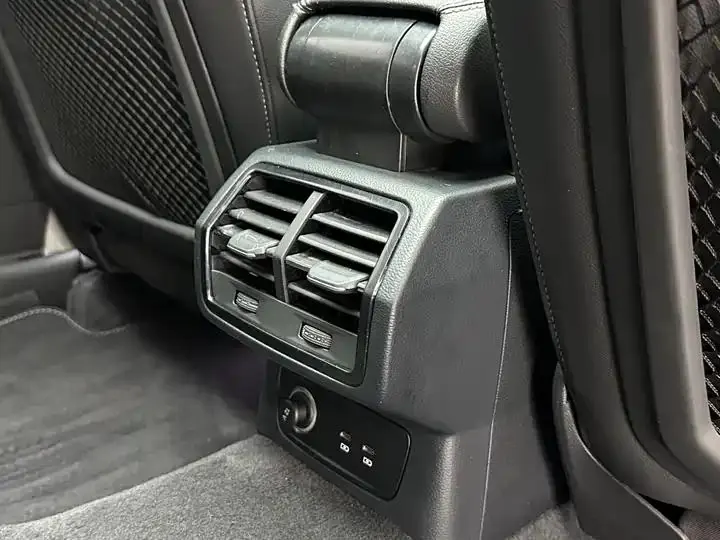 Audi Q3 2022 model 35 TFSI Fashion Dynamic Edition 16
