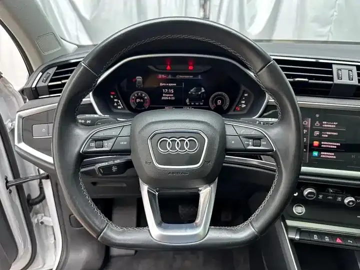 Audi Q3 2022 model 35 TFSI Fashion Dynamic Edition 7