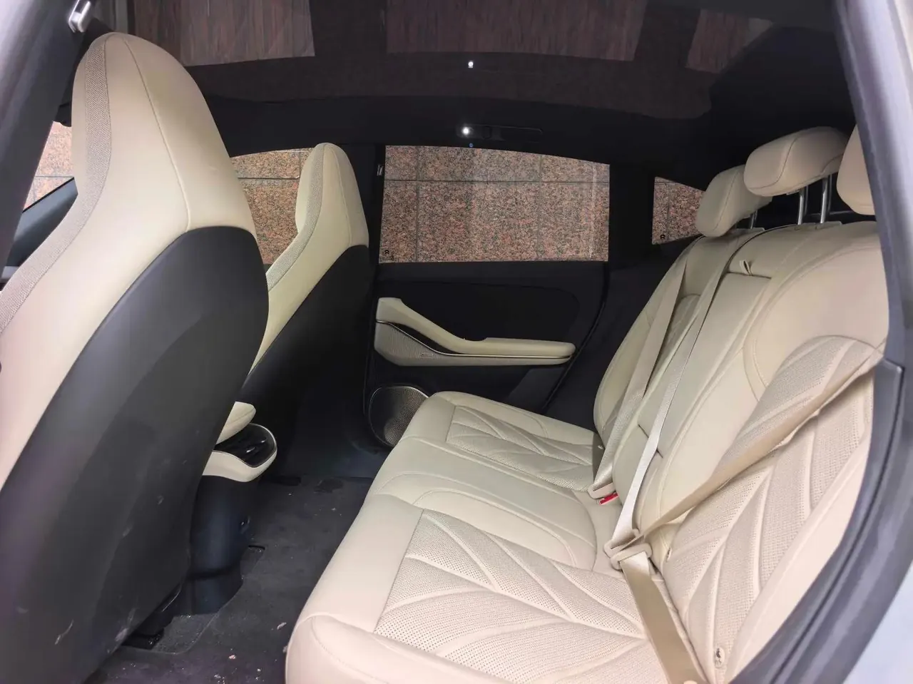 NIO 2025 ET5 75kWh automatic gear 6