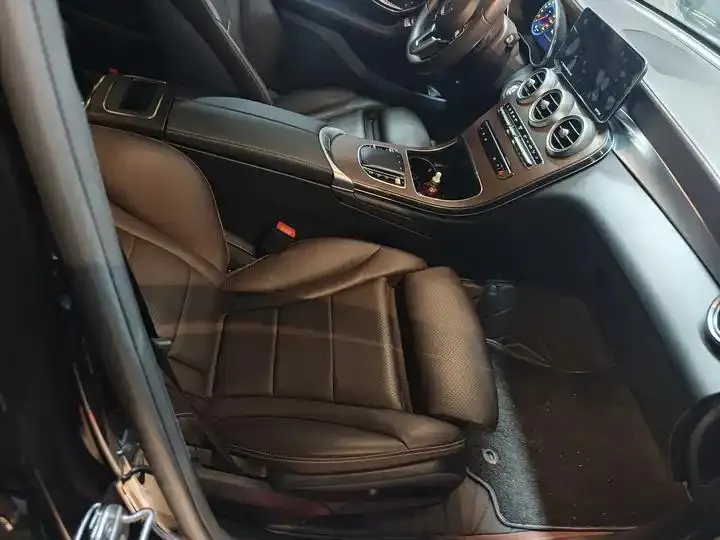 Mercedes Benz GLC 2022 model changed to GLC 260 L 4MATIC luxury model 11