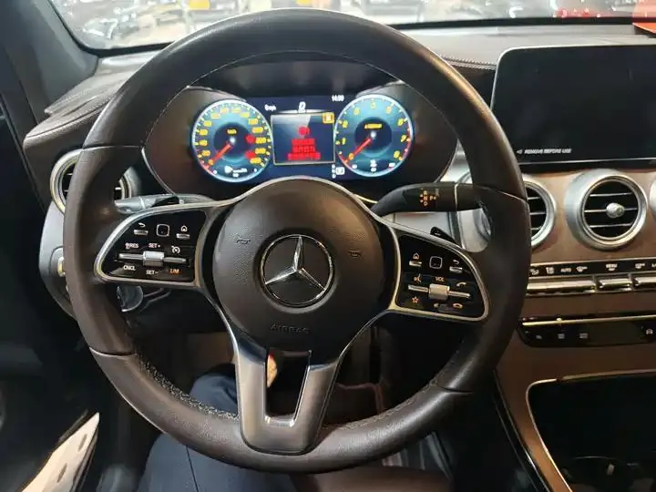 Mercedes Benz GLC 2022 model changed to GLC 260 L 4MATIC luxury model 6