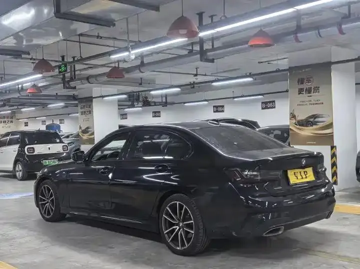 BMW 3 Series 2020 model 320Li M Sport Package 10