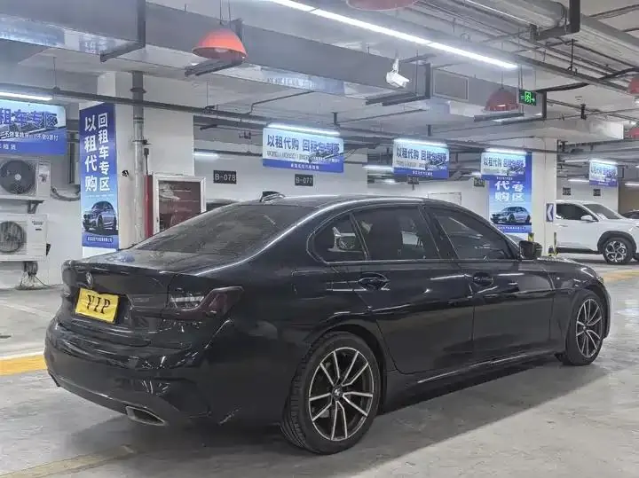 BMW 3 Series 2020 model 320Li M Sport Package 12