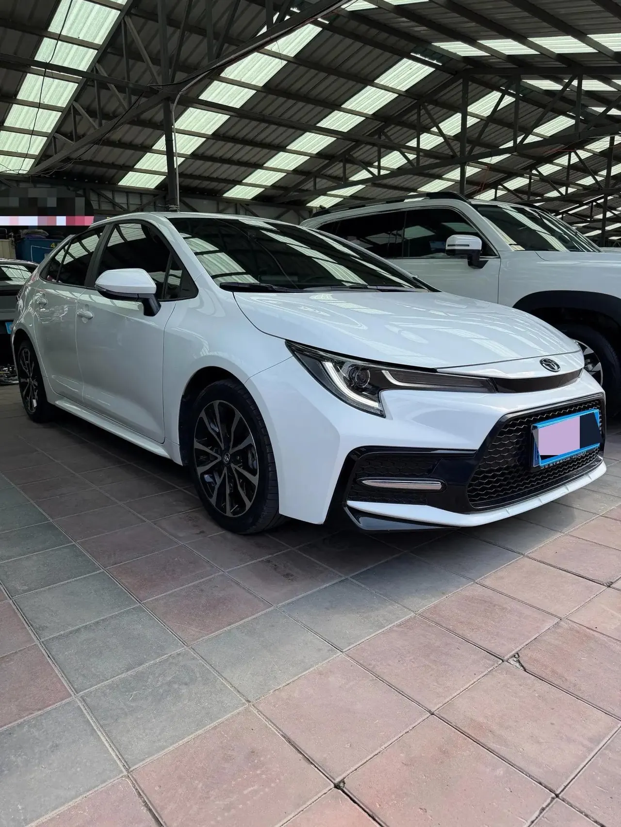 Toyota 2023 Levin 1.2T CVT 185T Sport Edition Automatic 3
