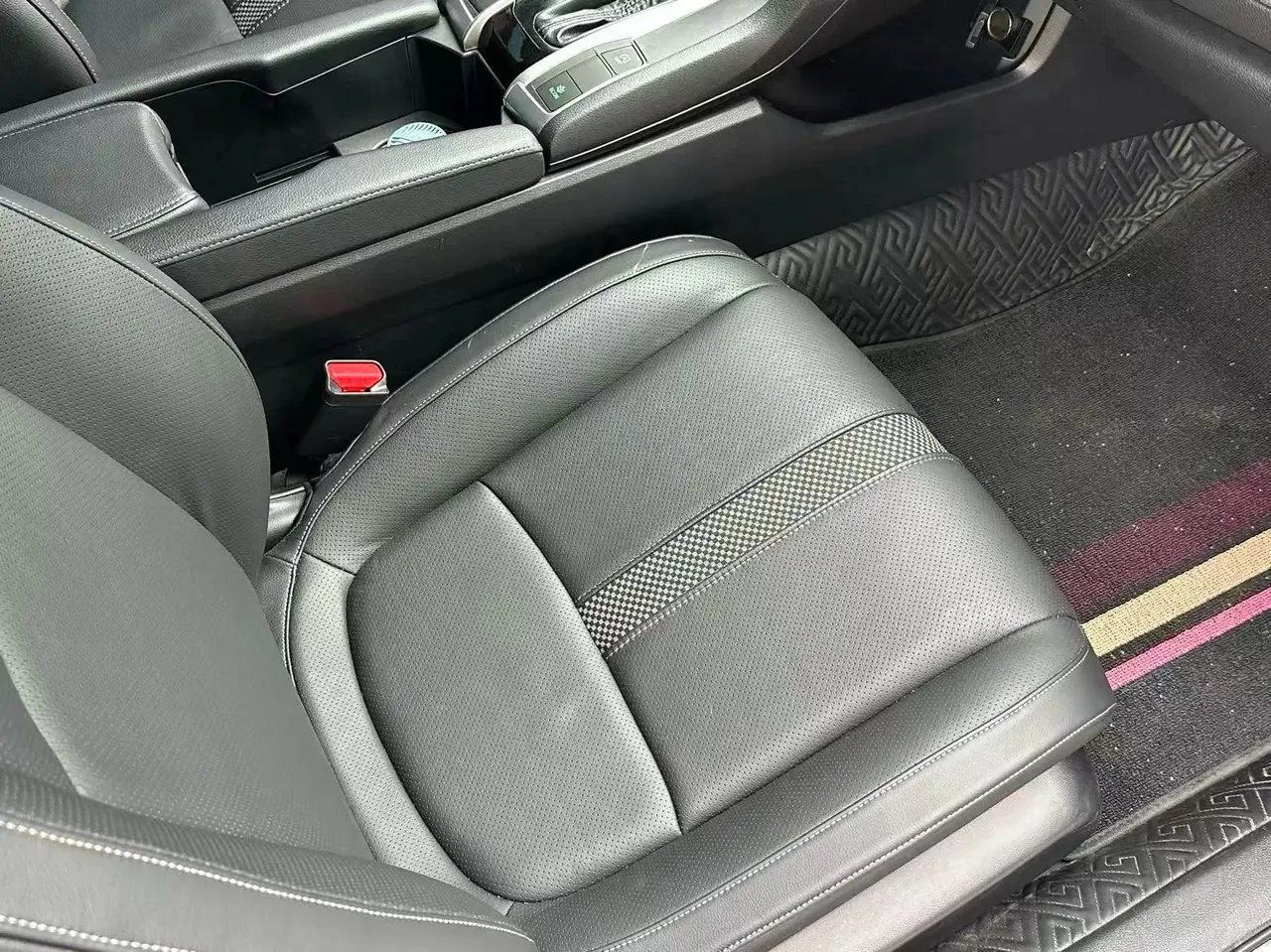 Civic 2019, 220TURBO CVT Sporty Edition, China V Emission Standard 7