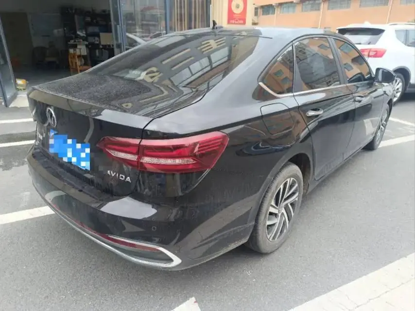 Langyi 2023 1.5L Automatic 5 Million Edition 6