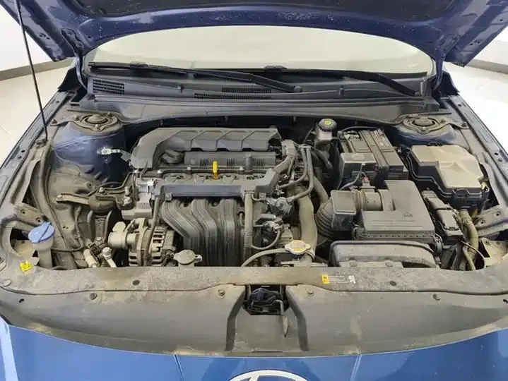 Elantra 2023 1.5L CVT LUX Prestige Edition 10