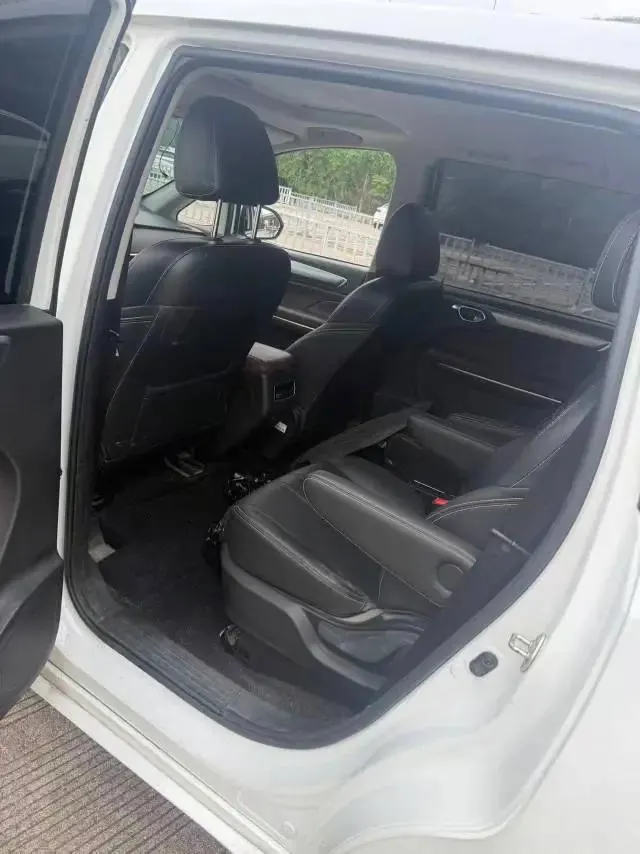 Chuanqi M6 2021 270T DCT Deluxe Edition (7 seats) 6