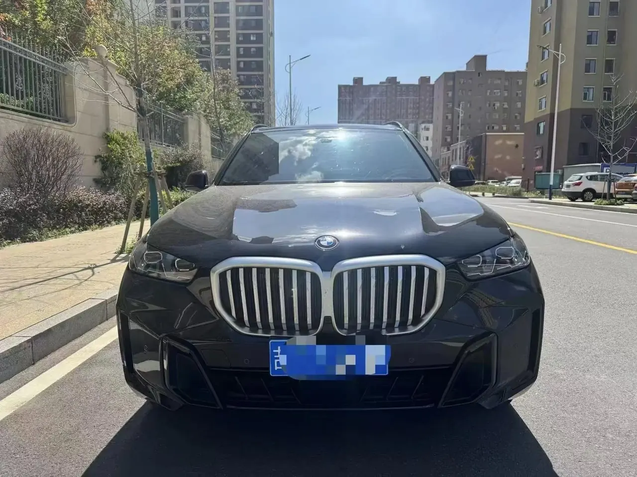 BMW 2023 X5 xDrive40Li 48V 3.0T M sports obsidian night suit automatic gear 2