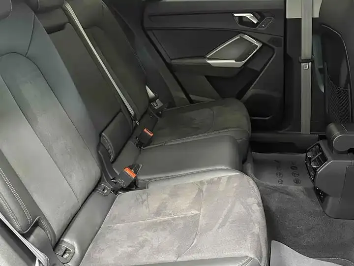 Audi Q3 2023 35 TFSI Fashion Dynamic (1.4T) 10