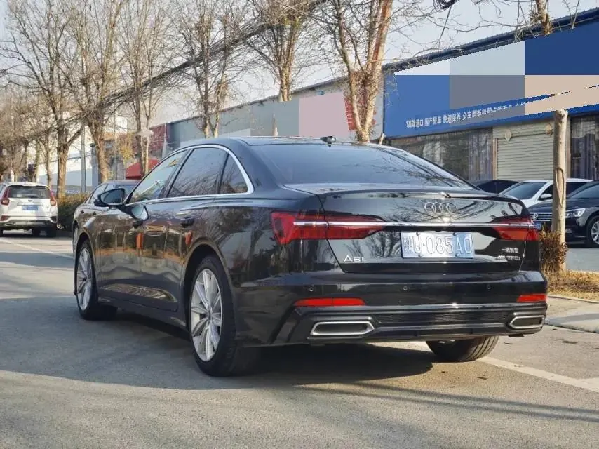 Audi A6L 2019 45 TFSI Selected Dynamic Type 9
