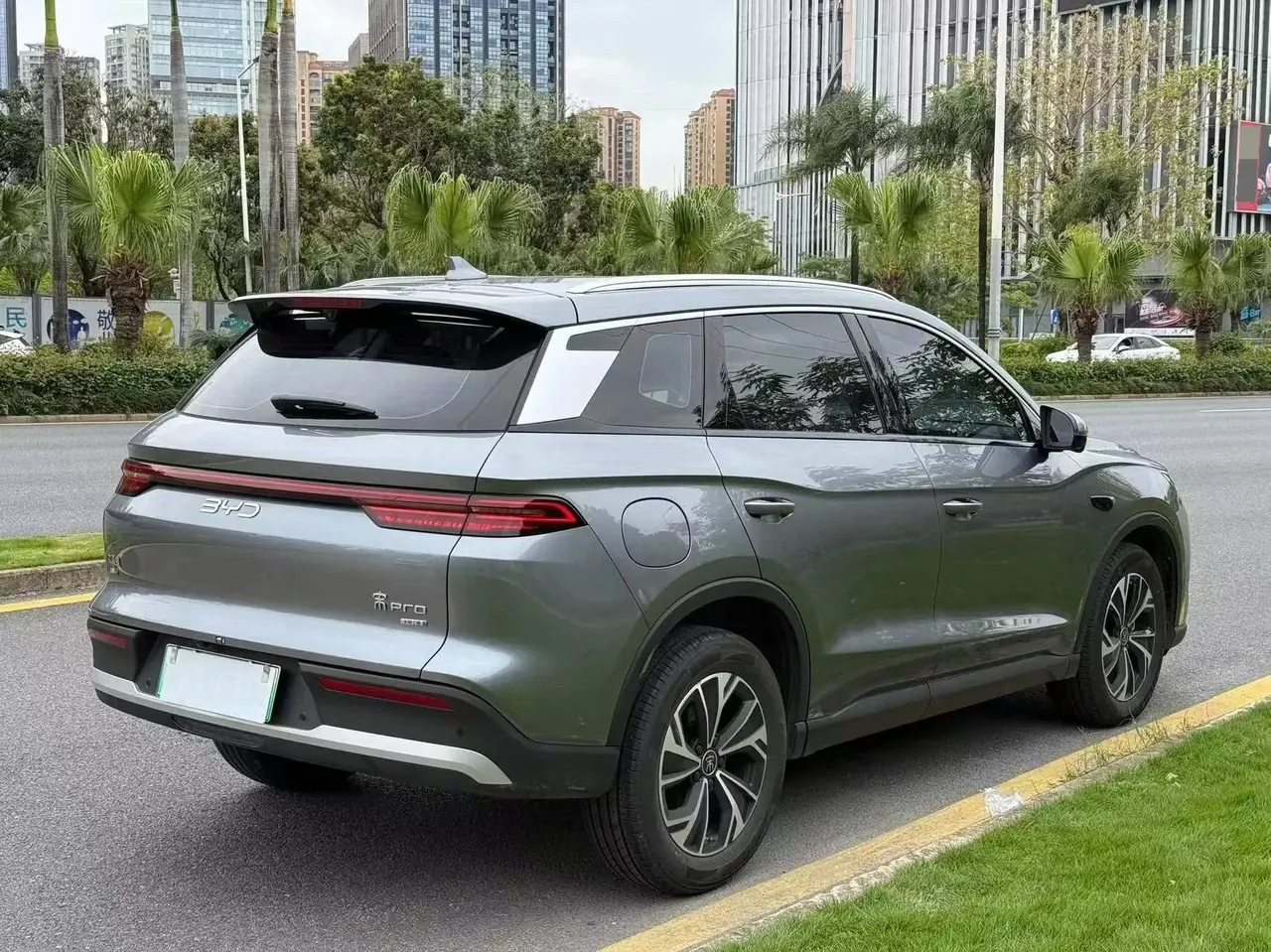BYD Song Pro New Energy 2025 Model Song Pro DM-i 1.5 CVT 75km Flagship Edition Automatic 6