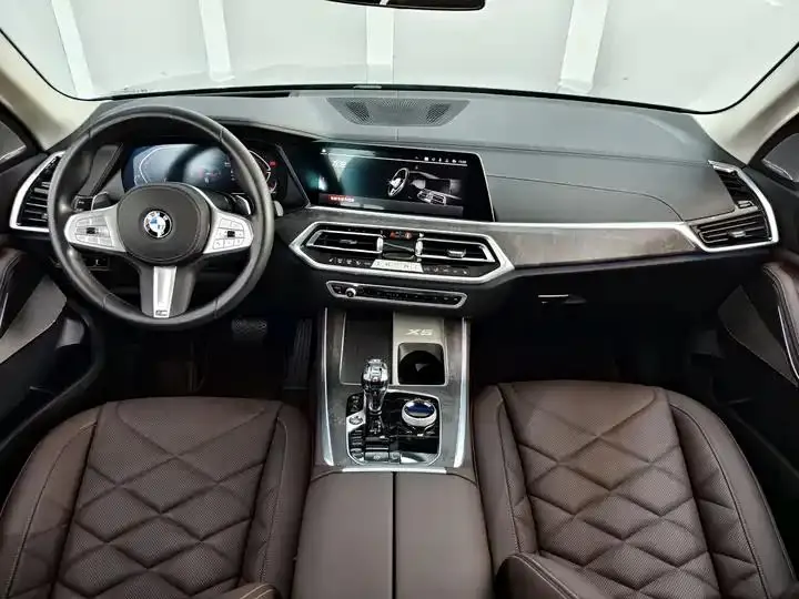 BMW X5 2022 model change xDrive 30Li exclusive m sports suit 8