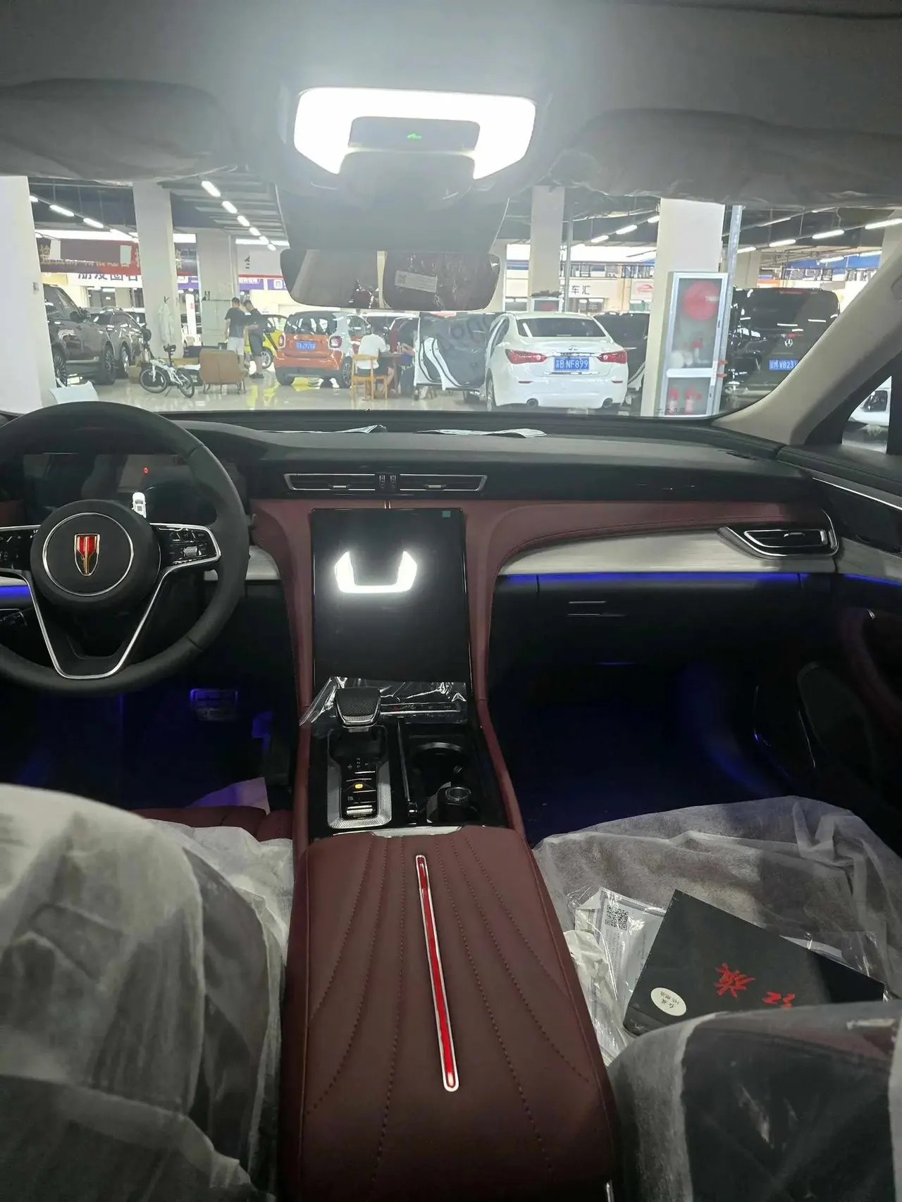 HongQi 2025 Model H5 2.0T Flag-Champ 500,000-Vehicle Commemorative Edition Automatic 6