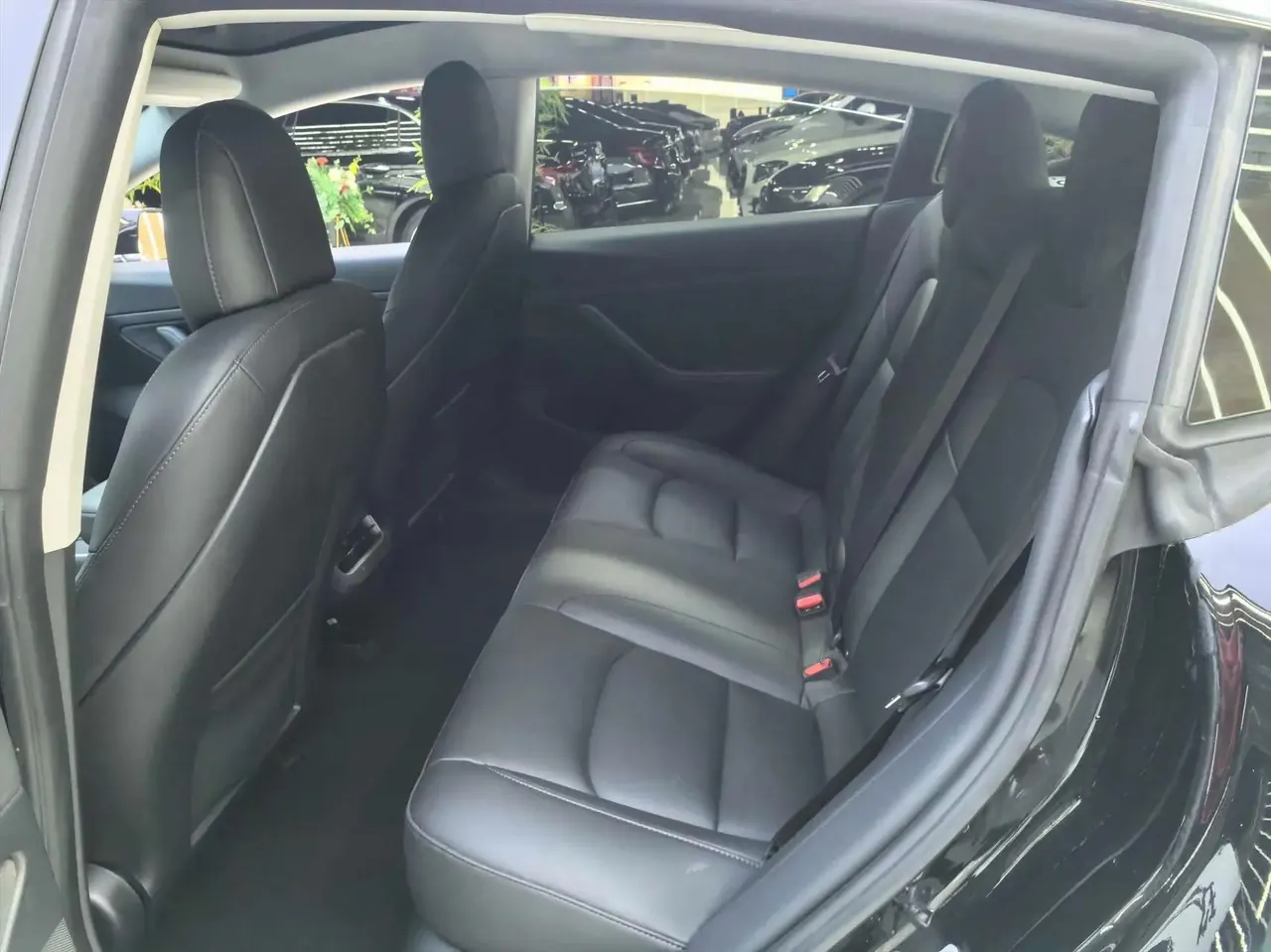 Model 3 2020 model modified long-range rear-wheel drive version 3
