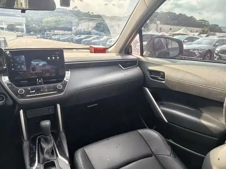 Feng Landa 2023 2.0L CVT Leading Edition 12