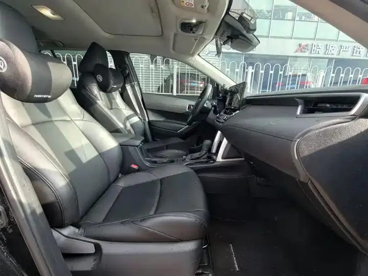 Feng Landa 2023 2.0L CVT Leading Edition 6