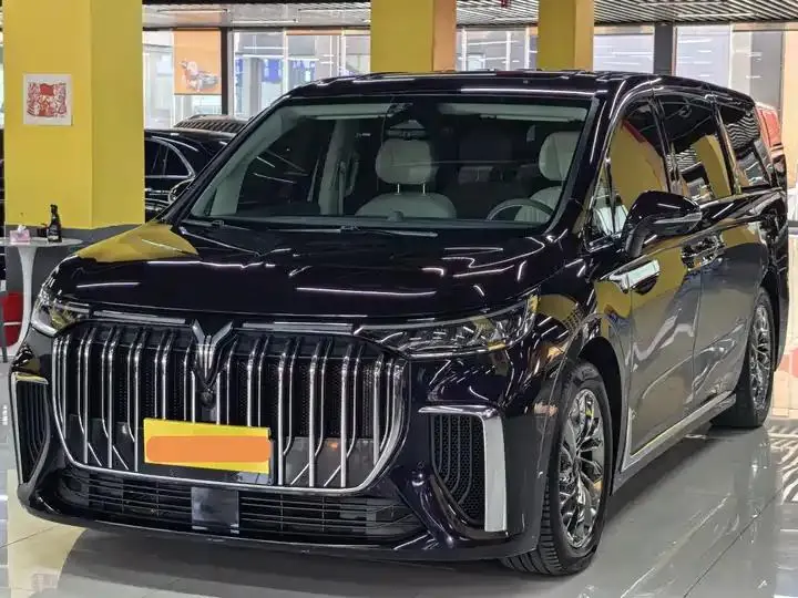 Dreamer 2024 PHEV Super Long Life Ultimate Edition - View 1