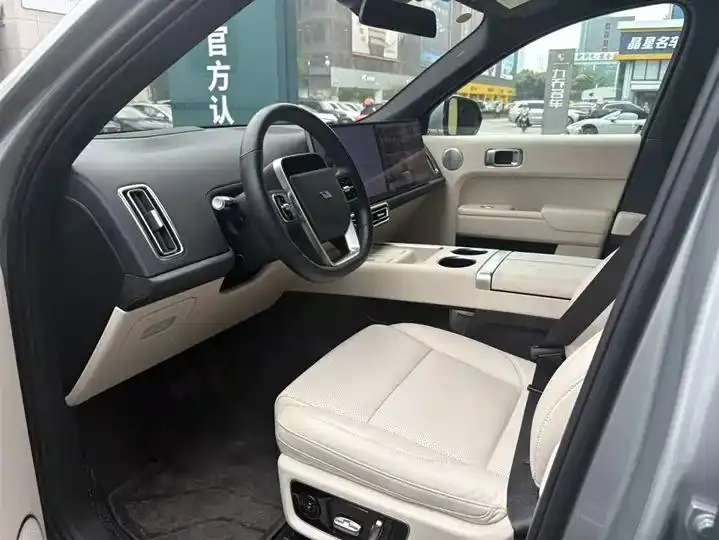 Li L8 2023 Pro 2