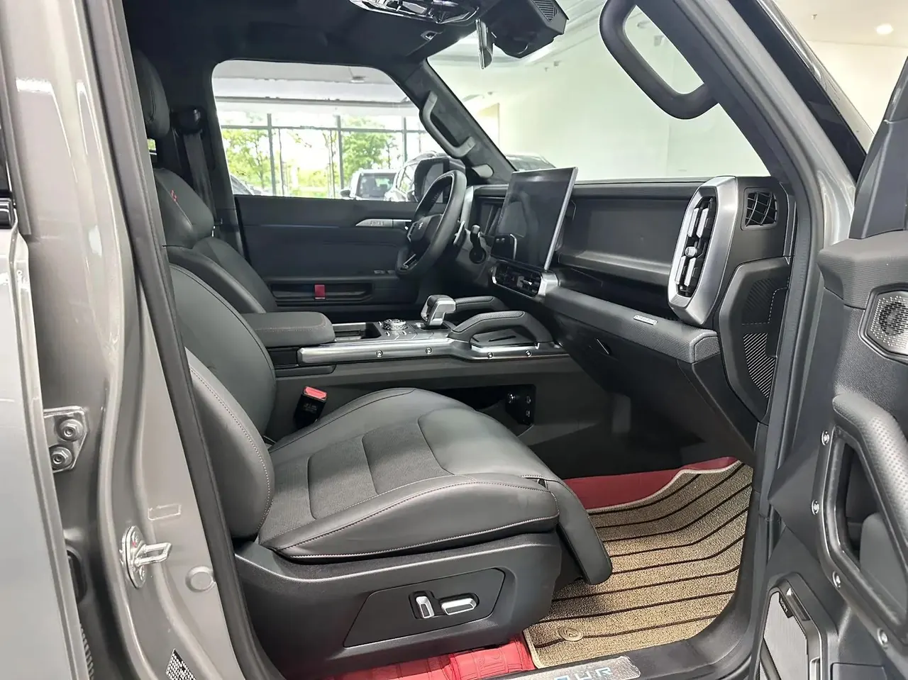 Jetour Traveler 2023 2.0T Four-Wheel-Drive Pro Edition 8
