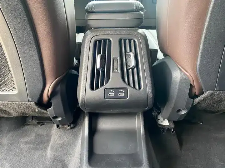 BMW X1 2023 sDrive20Li X Design Set 14