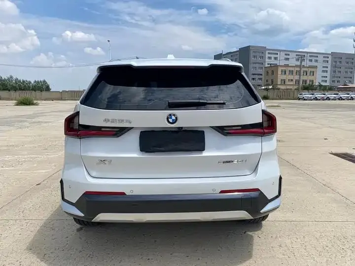 BMW X1 2023 sDrive20Li X Design Set 5