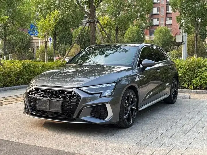 Audi A3 2023 facelift Sportback 35 TFSI fashion sporty 2