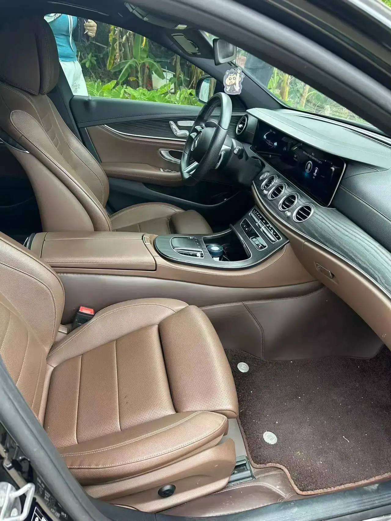 Mercedes Benz E-Class 2022 to E 260 L Sports 5