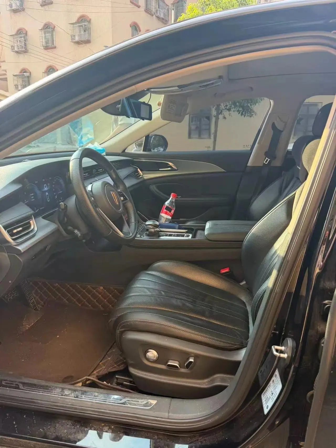 HongQi H5 2023 2.0T Auto Zhilian Flag Chang Edition 2
