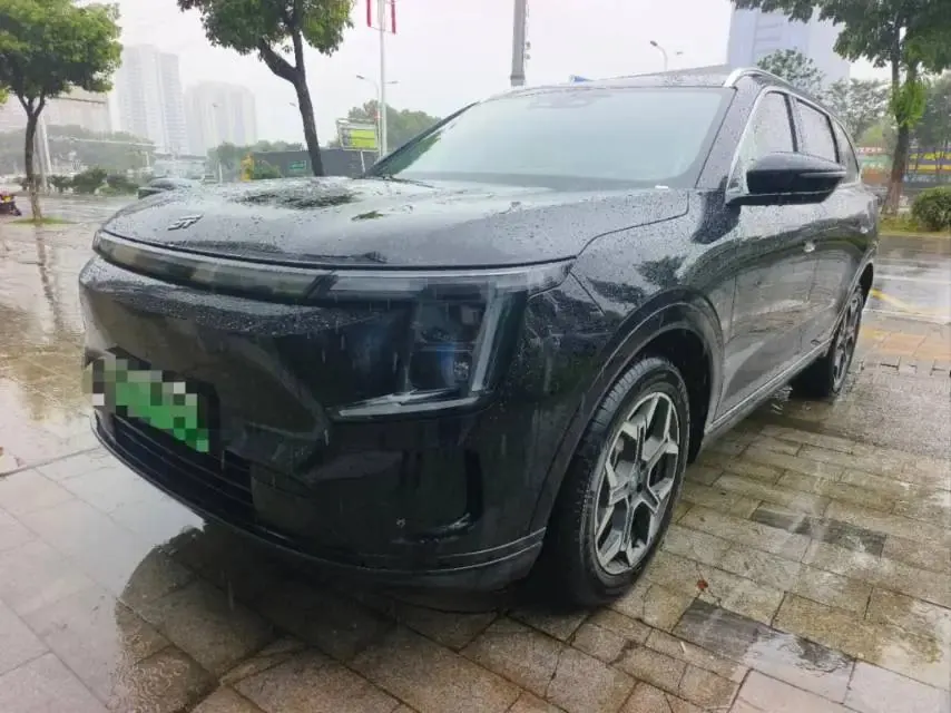 Open image lightbox: Jetour 2025 Shanhai L7 PLUS 1.5T 220km Flagship 7-seat Automatic Gear